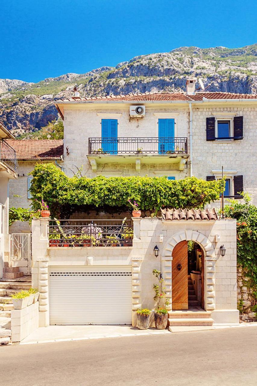 Villa Donkovic Kotor Buitenkant foto