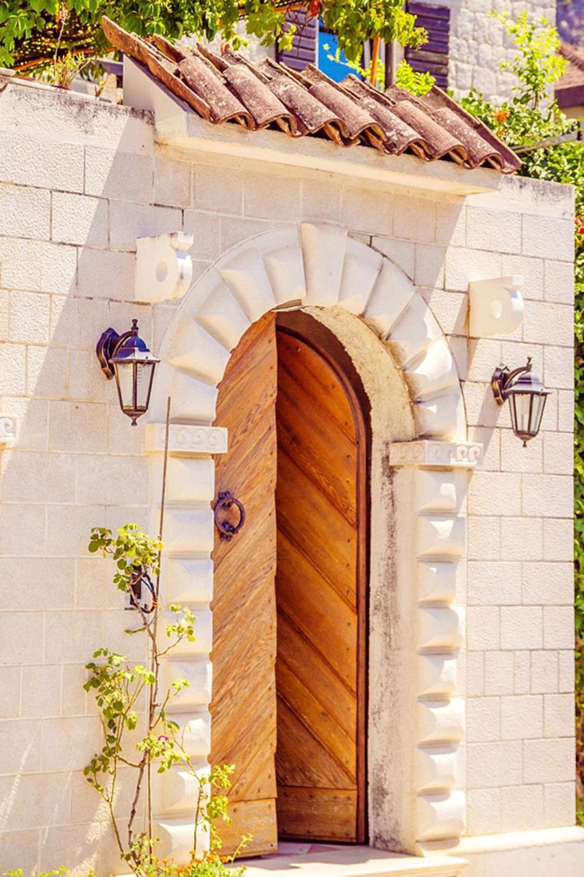 Villa Donkovic Kotor Buitenkant foto