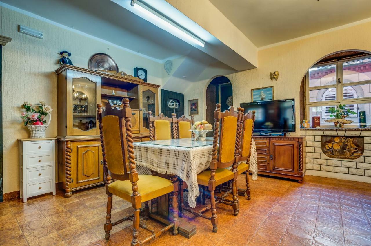 Villa Donkovic Kotor Buitenkant foto