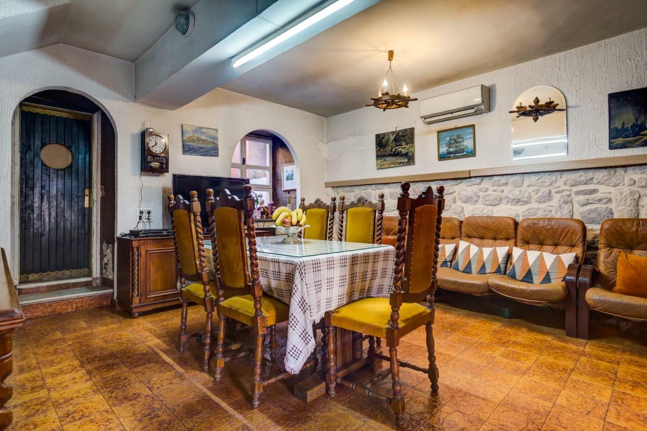 Villa Donkovic Kotor Buitenkant foto